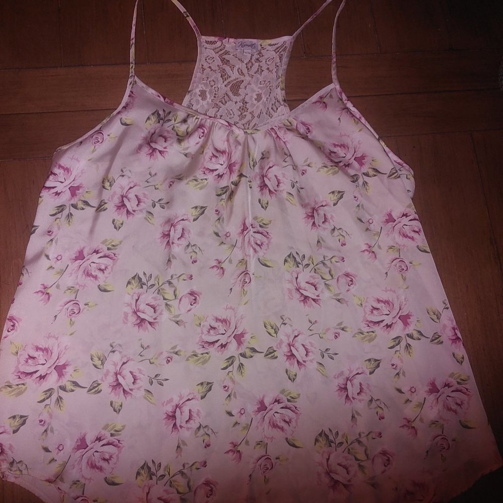 Kismet tank top ( silky feel)